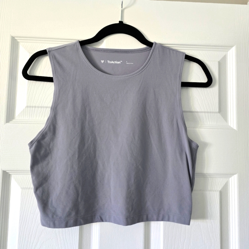 ARITZIA TNA Women's Gray Sleeveless Tank.